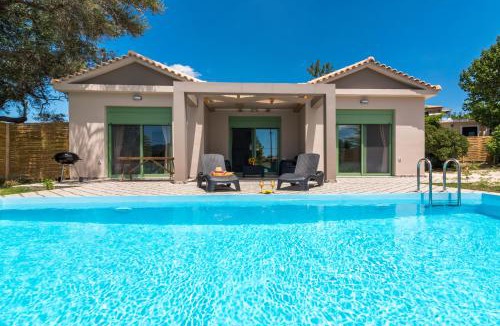 Agios Sostis Villa | Eora Bungalows