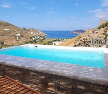 Kithnos House | Epithea Suites Kythnos 5 με ιδιωτική πισίνα