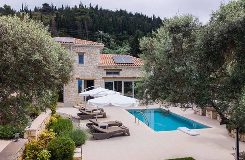 Tsoukaladhes Villa | Eratito - Three Bedroom Villa, Sleeps 6