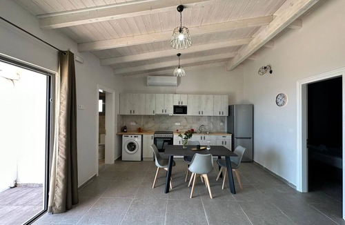 Frinion Apartment | Eris Apartment - 2 Bedroom Apartment