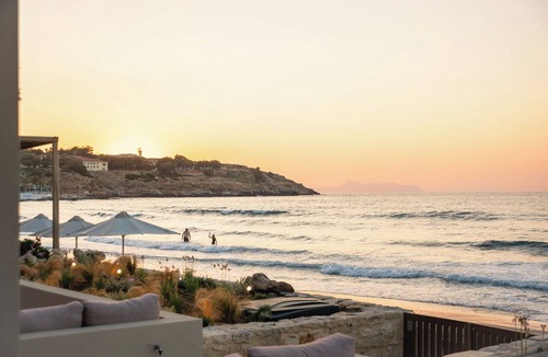 Rethymno Villa | Espera Beachfront Residence, Coastal City Living