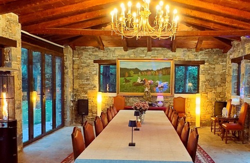Marathon Villa | EstateVillaOinoi Retreat