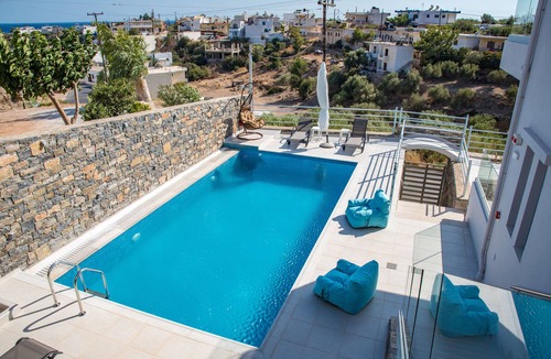 Makry Gialos Apartment | Exclusive holiday studio in a newly built residence