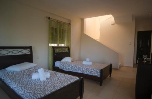Episkopos House | EYANTHIA HOUSE