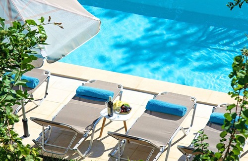 Kastellos House | für 12 Personen in Kastellos, Kreta (West-Kreta) by Interhome