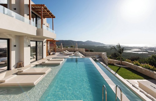 Limeniskos Villa | Falasarna Villas Complex | Four villas with pools