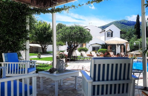 Dafnata Villa | family pool villa centrally located 5' from resort
