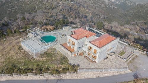 Laconia Region Hotel | Faris Hotel