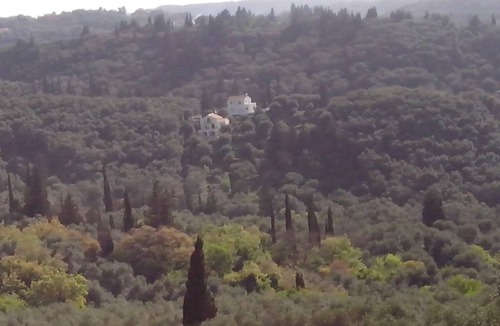 Petaleia Villa | Fedrita: mountain-sea views/private pool/wi-fi/ac/bbq/2 km to the beach.