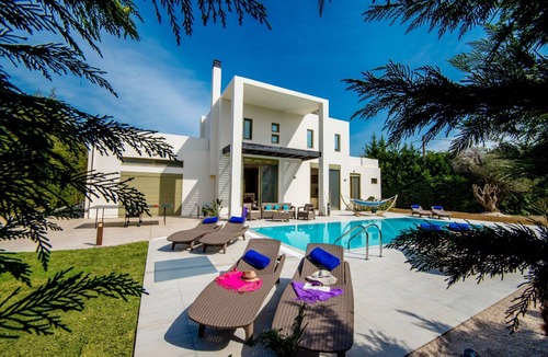Filerimos Villa | Filerimos Oasis Villa in Ialysos