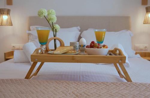 Tholaria House | Filothei's Guest House, Minimal House in Amorgos