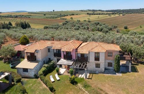 Kassandra House | #FLH - Rastoni Retreats