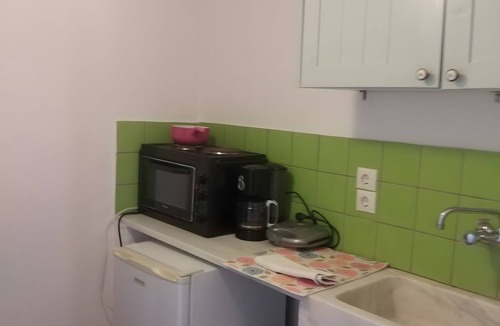 Riglia Apartment | Gallery – Sea-View Triple Room, Peloponnese Escape