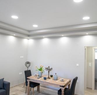 Amarinthos Apartment | Garden Apartment in Amarynthos I