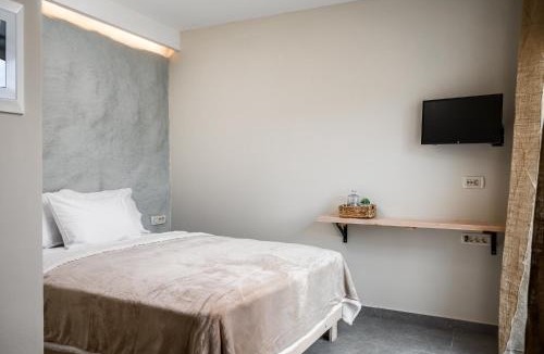 Central Tzoumerka Hotel | Gefiri Plakas Hotel, Tzoumerka