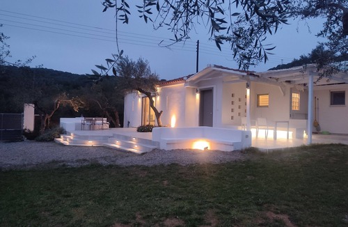 Pylos-Nestoras Villa | Gialova Bay Villa