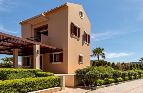Nopigia Villa | Gold Crest Home in Drapanias beach, Nopigia