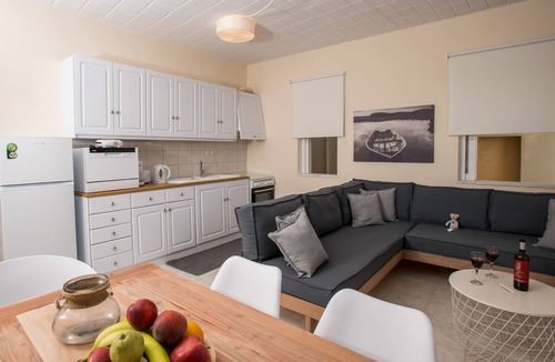 Kokinos Pirgos Apartment | Golden Sun Apartment with amazing sea view