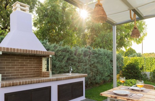 Koskinou Villa | Greek 3 Bedroom Villa with outdoor Barbeque