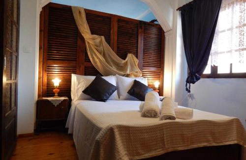 Nea Skioni House | Greek Family House