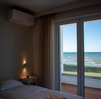 Andravida-Kyllini Villa | Greek Villas Justine View Beach