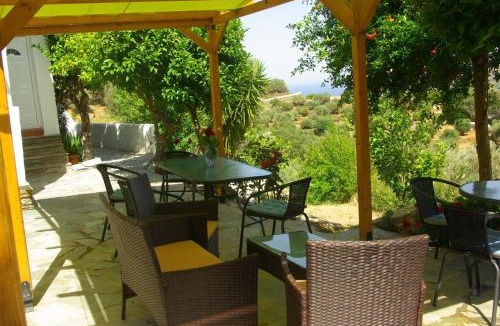 Andros Town Apartment | Green Oasis 2