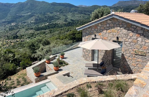 Katouna Bed & Breakfast | Grey Sea View Estate - Luxury Villas with Private Pool & Plunge Pool