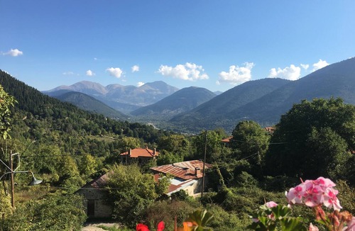 Mikro Chorio Hotel | Helidona