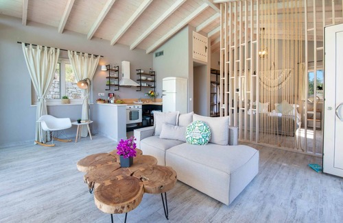 Ieromonachos Villa | Herb Garden Luxury Villa with private pool/garden