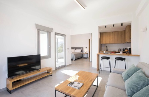 Akrotiri Apartment | Hermes & Dione
