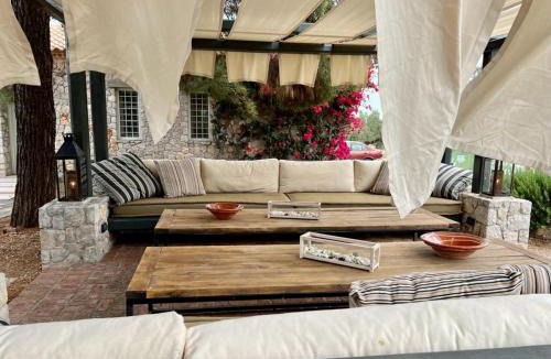 Ermionida House | Hermione Hills Luxury Cottage by Goutos Luxury Living