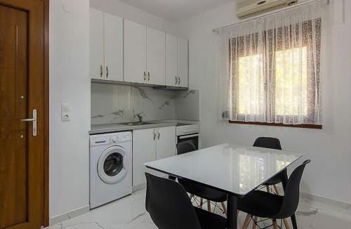 Analipsi House | Hersonissos Modern One Bedroom Apartment Beachside