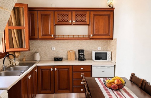 Kokkinon Khorion House | Hidden Oasis Amazing Seaview- Anameni 1BD 1BA 4PL