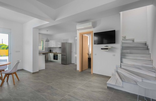 Kolymbia Villa | Hill & Sea View Villa up to 10