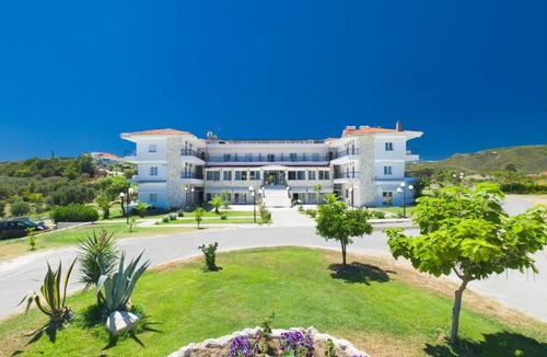 Haniotis Hotel | Hilltop