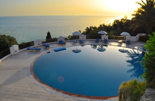 Agios Gordios Apartment | Holiday Apartments Maria with pool and Panorama View - Agios Gordios Beach