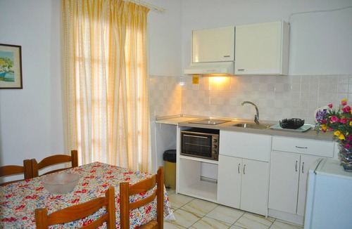 Agios Gordios Apartment | Holiday Apartments Maria with Pool and Panorama View - Agios Gordios Beach 1