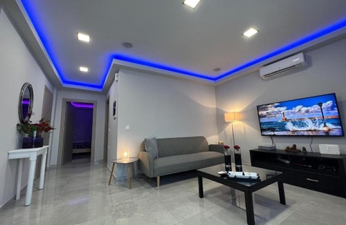 Kato Stalos Apartment | Holiday Base Coastal Retreat