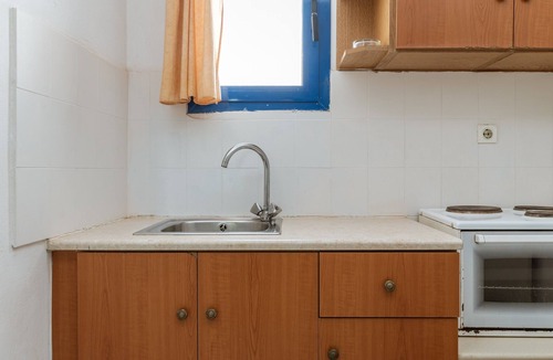Kipri House | Holiday Home '7 Perasma Kypri Beach' with Private Terrace, Wi-Fi and Air Conditioning