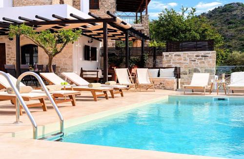 Argyroupoli House | Holiday Home Berghütte 'Villa Barozziana' by Interhome