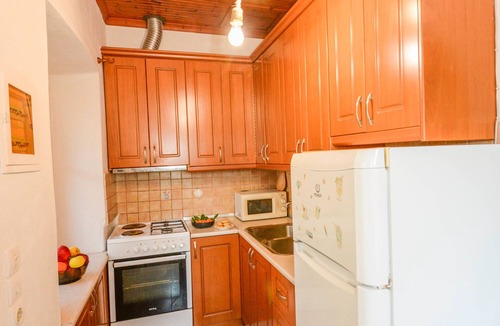 Esperion House | Holiday Home 'My Paradise Viki' with Wi-Fi and Air Conditioning