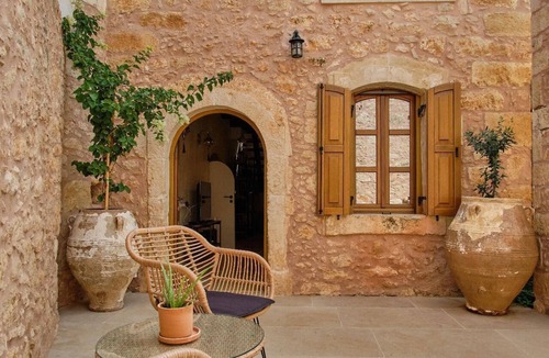 Melidoni House | Holiday home with mountain view