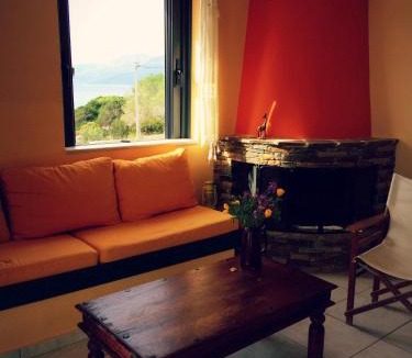 Karystos House | Holiday homes in Greece