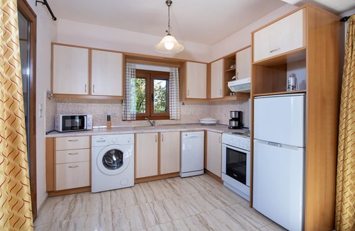 Pagkalochori Villa | Holidays in an authentic Cretan nature field