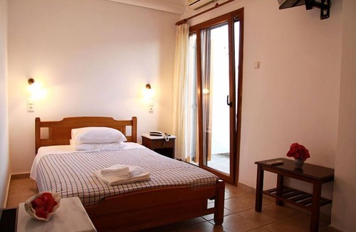 Artemonas Hotel | Hotel Artemon