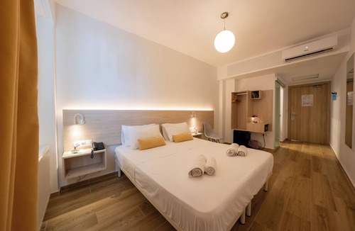Kamena Vourla Hotel | Hotel Sissy