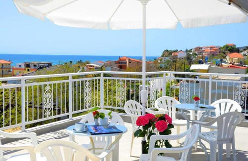 Limenaria Hotel | Hotel TRIADA