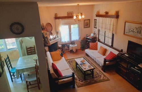North Tzoumerka House | House in Lozetsi Village