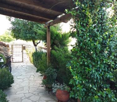 Prosotsani Apartment | House in the Village