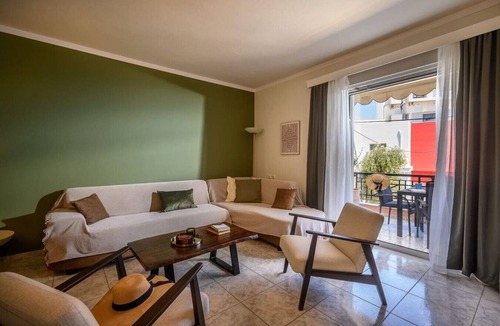 Limenas Chersonisou Apartment | House of M | 3BR, Walk to Beach
